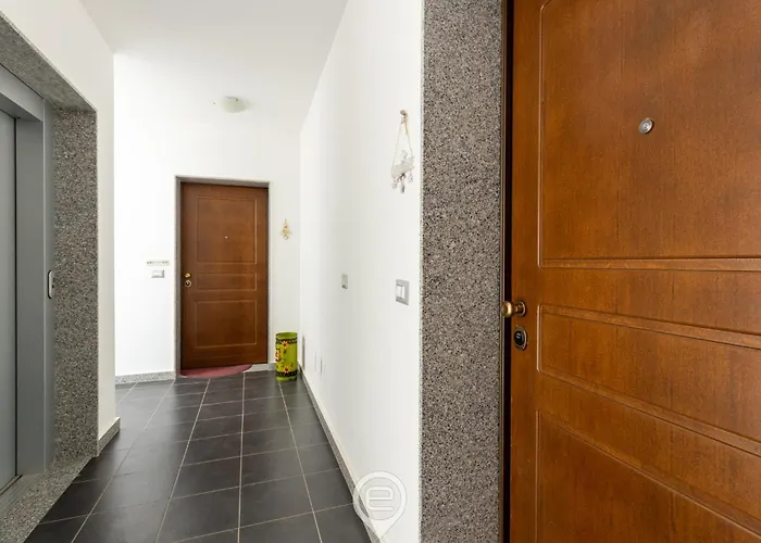 Eutychia Bright Apartamento